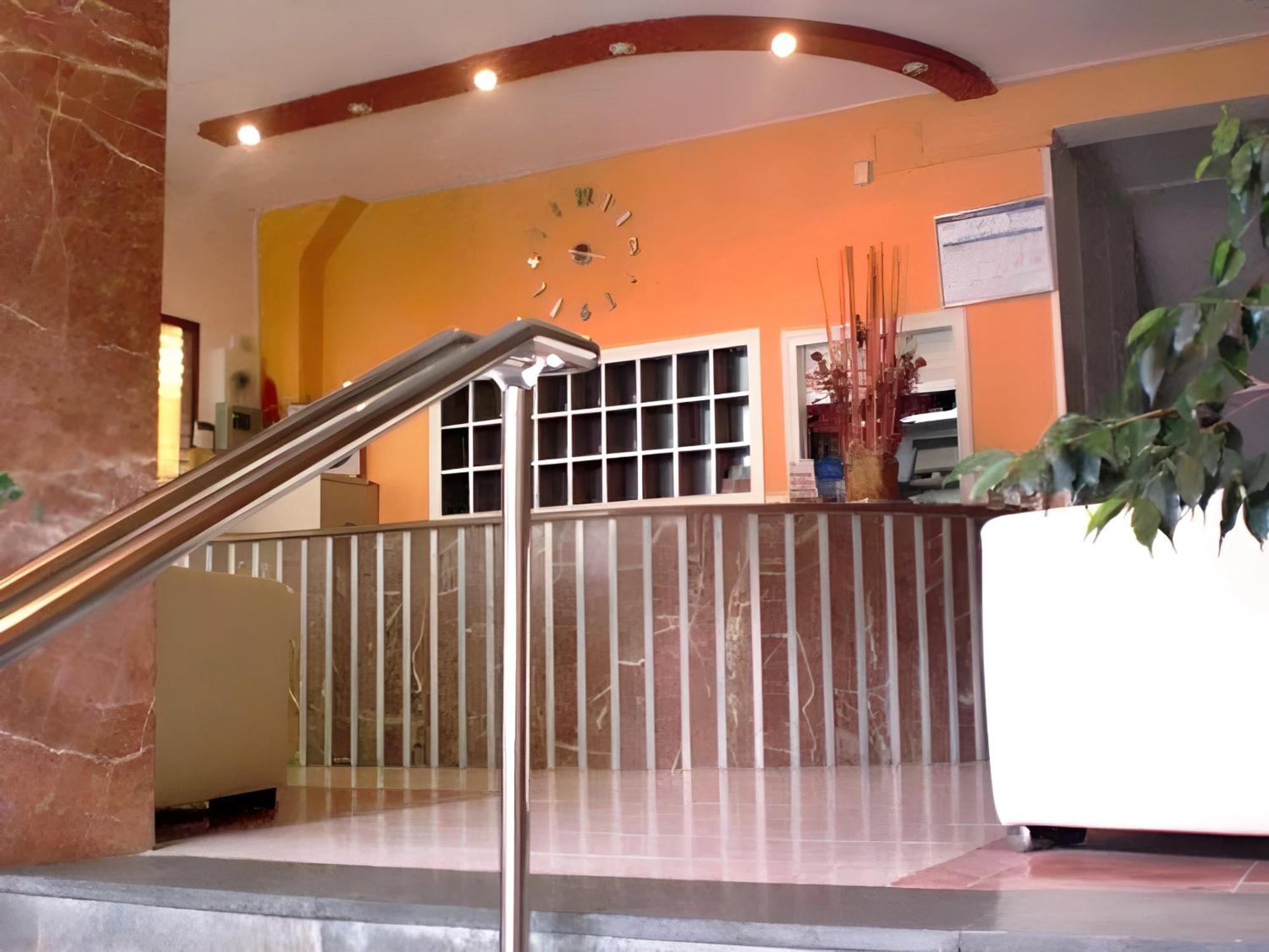 Hotel Medium Montecarlo Palafrugell Buitenkant foto